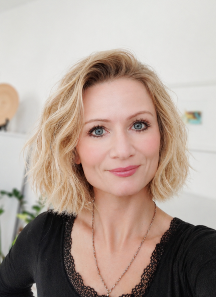 Hypnose in Rostock DIE HYPNOSE COACHESS Sabrina Battermann | Hypnosetherapie Reinkarnationshypnose Yager Code Therapie Trance Healing Heilpraktiker für Psychotherapie